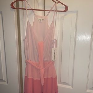 Sleeveless 4 color pink dress/NWT/NBW/ Size L